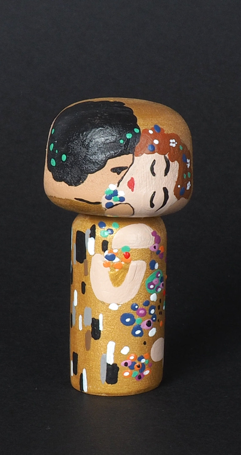 Klimt Mini Kokeshi - The Kiss (Limited Edition)