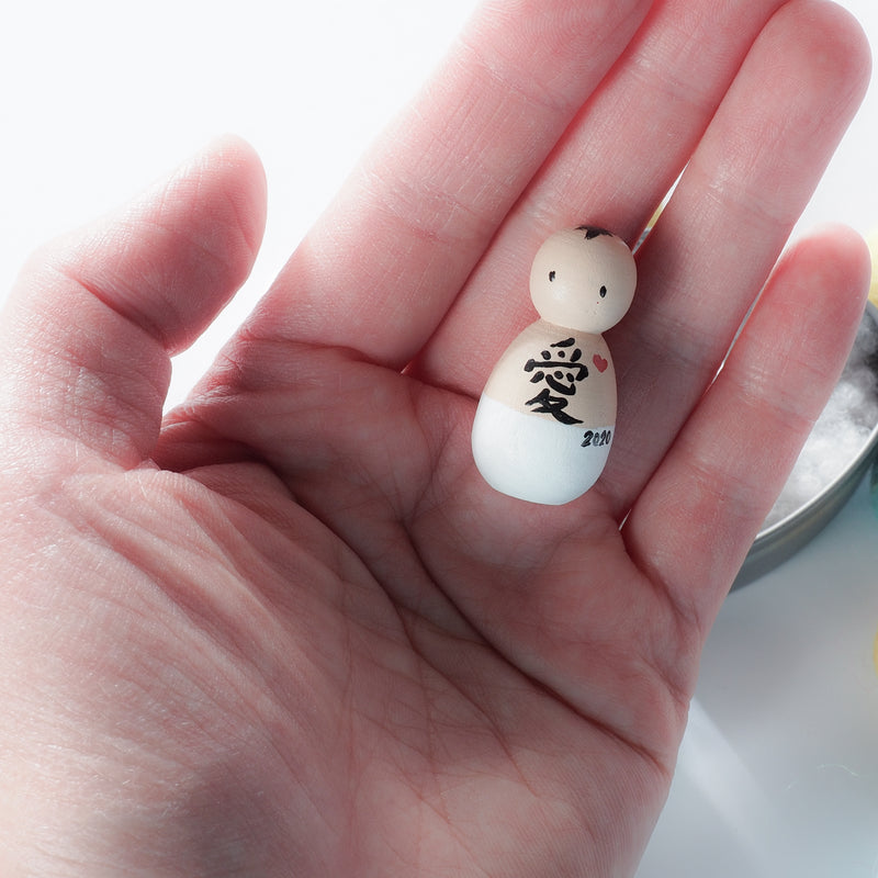 This custom baby peg doll is designed to bring comfort to parents who are grieving miscarriage and losses. 
