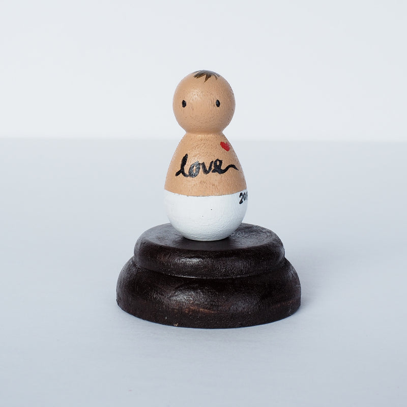 This custom baby peg doll is designed to bring comfort to parents who are grieving miscarriage and losses. 