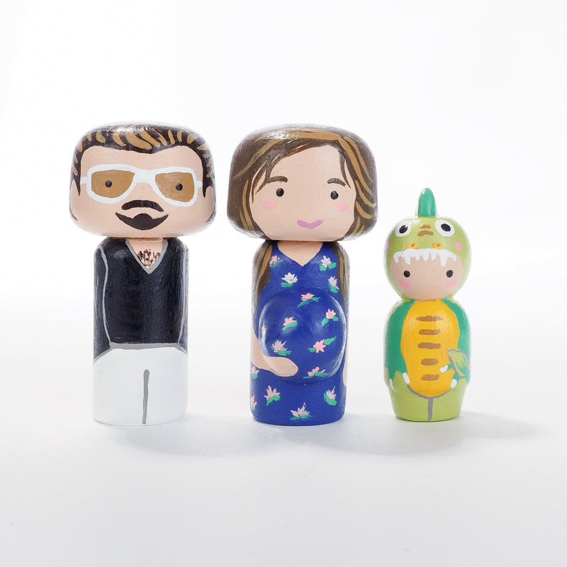 Mini family portrait, family peg doll and kokeshi
