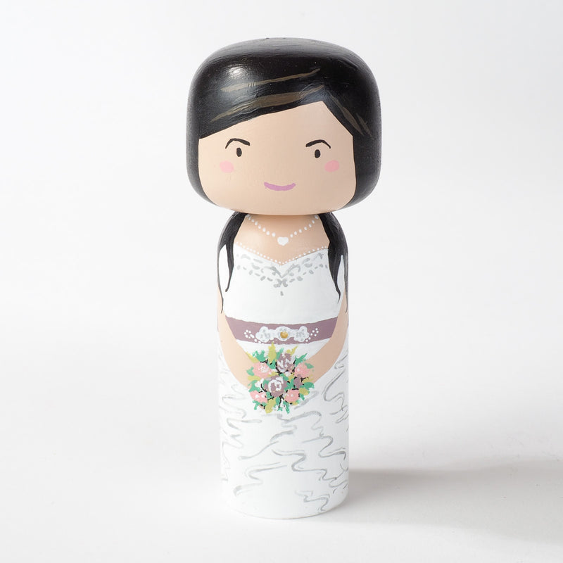 Customized wedding Kokeshi dolls!  These cute Kokeshi dolls show the unique sides of bride and groom.  A great touch of personality to your wedding.  What a great keepsake it would be!  These are also great for Wedding gifts, anniversary gifts, couples’ gifts, bridal showers, or any other occasions.